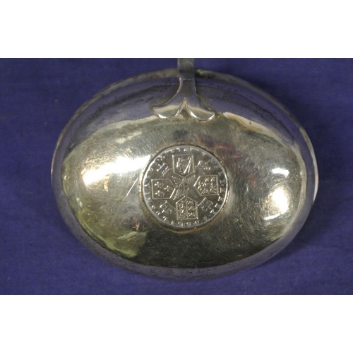 137 - Georgian style silverplated toddy ladle with twist reeded handle and oval bowl with coin inset