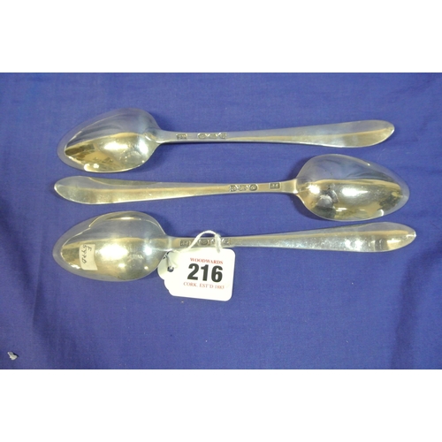 216 - Pair of cast iron skillet pots with shaped handles and legs