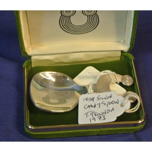 124 - Irish Silver caddy spoon in box by T. O’Connor, EEC Commemorative mark for 1966, 8cm