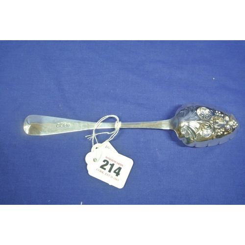 214 - Irish silver bright cut berry spoon with embossed oval bowl and crested handle, Dublin 1842, 24cm, 6... 