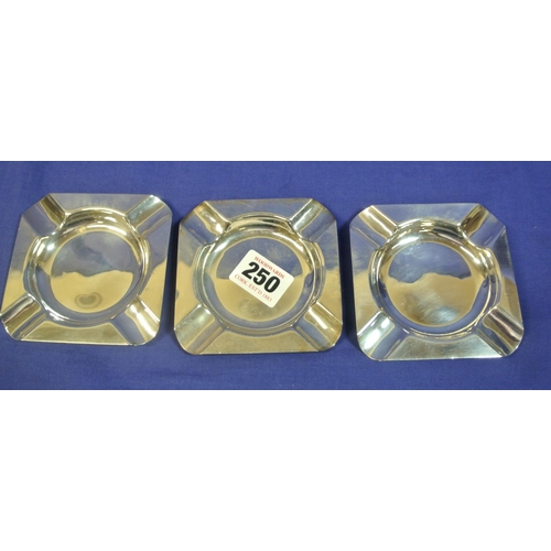 250 - Three Irish silver ash trays by William Egan & Sons, Cork 1966. 9x9cm, 159g