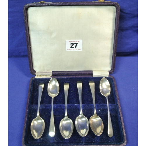 27 - Set of 6 English silver coffee spoons in case, Sheffield 1917