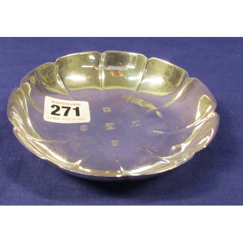 271 - Irish silver round small strawberry dish with scalloped borders, bearing 'Sword of Light' hallmark, ... 