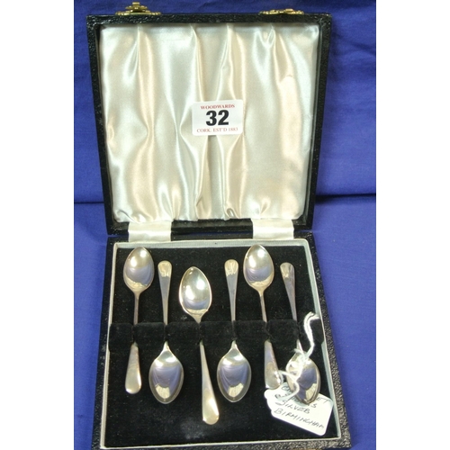 32 - Set of 6 Birmingham silver coffee spoons in case