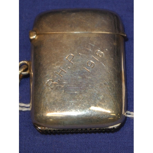 70 - English silver vesta matchbox, inscribed, Birmingham 1914