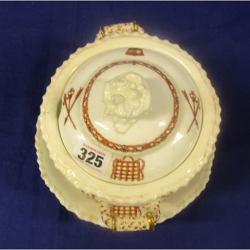 325 - A tureen with plate and lid from the Cork Mansion House dinner service, decorated with the Cap of Ma... 