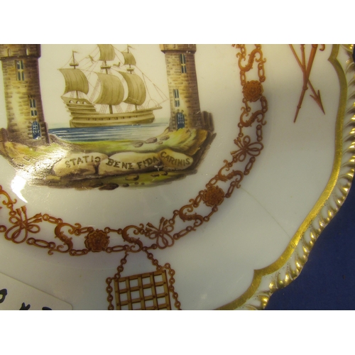 330 - Dinner plate from the Cork Mansion House dinner service, decorated with the Cap of Maintenance, dart... 