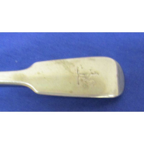 282 - Irish silver tablespoon with  fiddle pattern handle, by Philip Weekes, Dublin 1841, 23cm, 80g