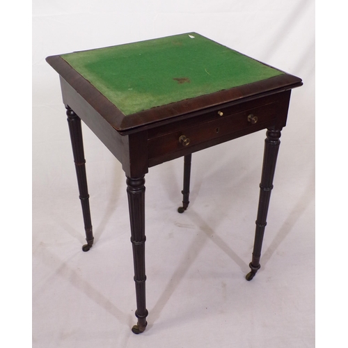 21 - William IV mahogany bachelors games table with lift-up top, pull-out slide, frieze drawer, reeded tu... 