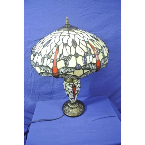 177 - Art Deco style electric lamp with ornate panelled and butterfly decorated shade and shaped base