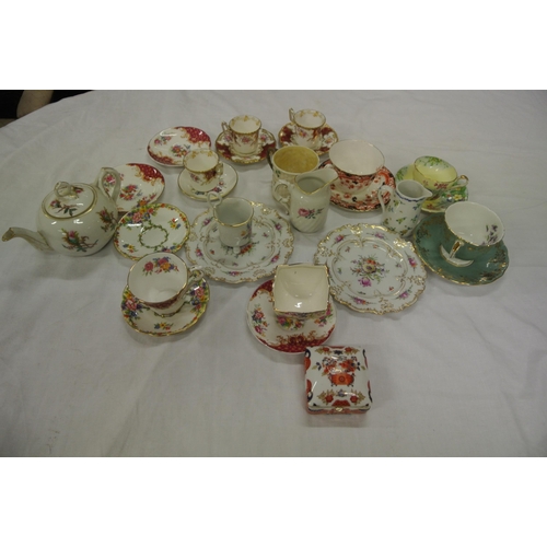 8 - Assorted lot of porcelain, etc in box