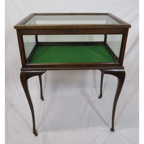 155 - Edwardian mahogany bijouterie table with glazed top and sides, lift-up lid, lined base, on cabriole ... 
