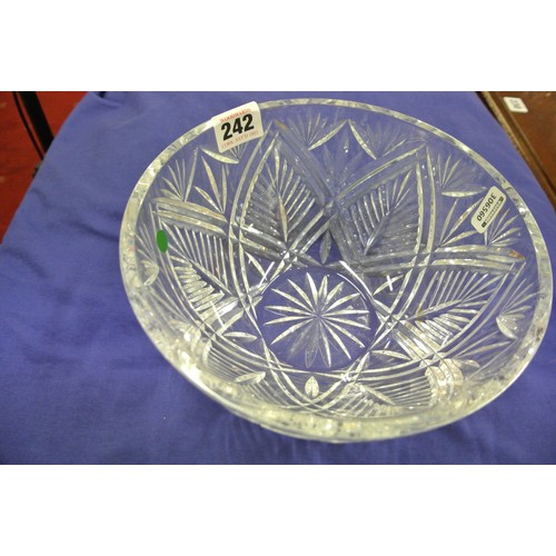 183 - Round Waterford Crystal cut glass flower or fruit bowl with ornate faceted decoration