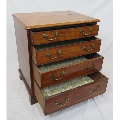 189 - Edwardian mahogany chest of four drawers with brass drop handles, on bracket feet