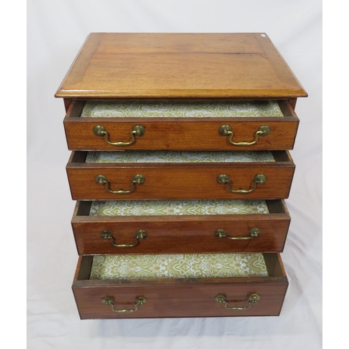 189 - Edwardian mahogany chest of four drawers with brass drop handles, on bracket feet