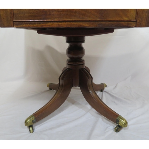 50 - Georgian mahogany centre or library table with drop leaves, rounded borders, pull-out supports, on b... 