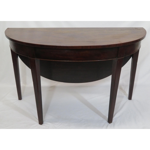 65 - Georgian mahogany round centre or dining table with drop-down demi-lune shelf, pull-out gateleg supp... 