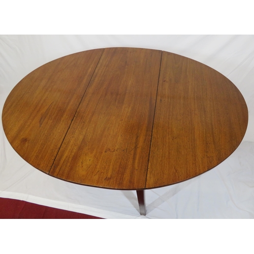 80 - Victorian mahogany Pembroke table with D-shaped drop leaves, pull-out gateleg supports, on chamfered... 