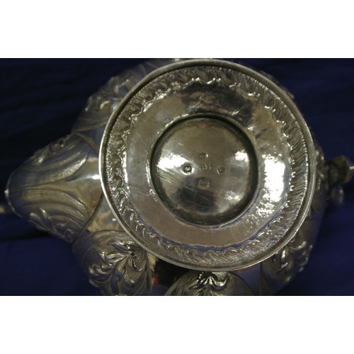 252 - George IV Irish silver teapot by James Fray, Dublin 1826 with fluted and foliate decoration, melon f... 