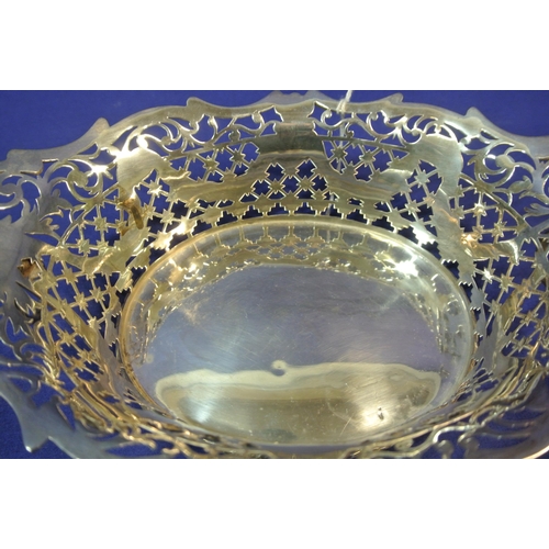 127 - Ornate Victorian London silver oval bowl with ornate pierced and shaped sides, on oval base by Golds... 