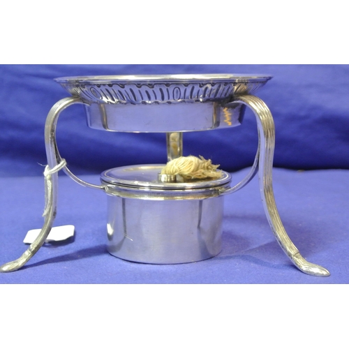 140 - Georgian English silver warmer stand with burner, crested, with reeded shaped legs. H18cm x D 10cm