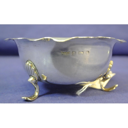 152 - Small Birmingham silver round bowl with wavy rim, on three cast feet. H4cm x D 9cm