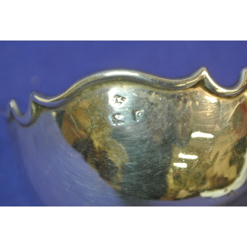 153 - Edward VII Birmingham silver circular bowl with shaped moulded rim, on raised base, 65g,  D 8.5cm