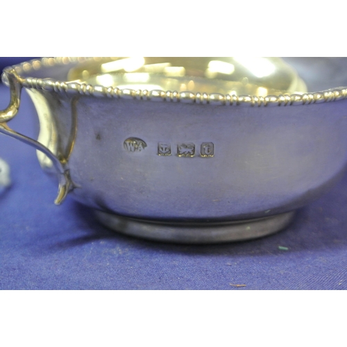 155 - George V Birmingham silver cream or sauceboat with gadroon rim and scroll handle, 51g  H 3cm x 11 X8... 