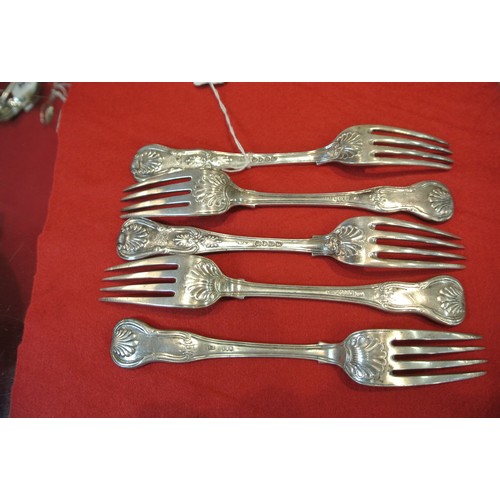 295 - Three Georgian Irish silver forks and two London silver forks with Kings pattern handles. 20cm  512g