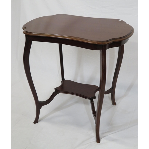 116 - Victorian mahogany occasional table with serpentine sides, cabriole legs and shaped stretchers