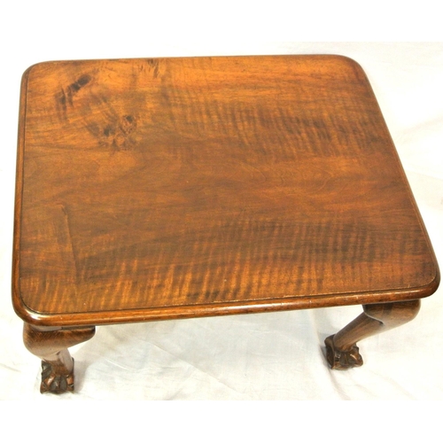 89 - Victorian mahogany coffee or occasional table with cabriole legs, claw on ball feet