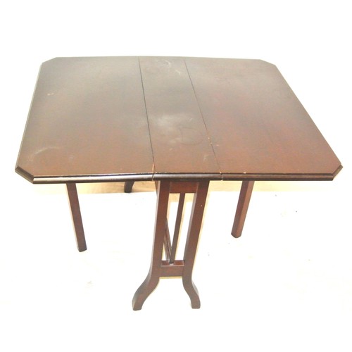 179 - Edwardian style mahogany pembroke table with drop leaves and gateleg support