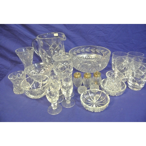 1 - Assorted lot of glassware in box