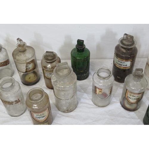 10 - Assorted lot of apothecary jars, etc in box