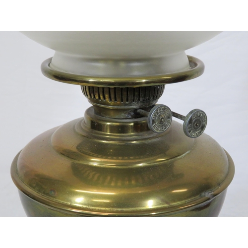 162 - Victorian brass table oil lamp with round base & foliate etched ruffled shade