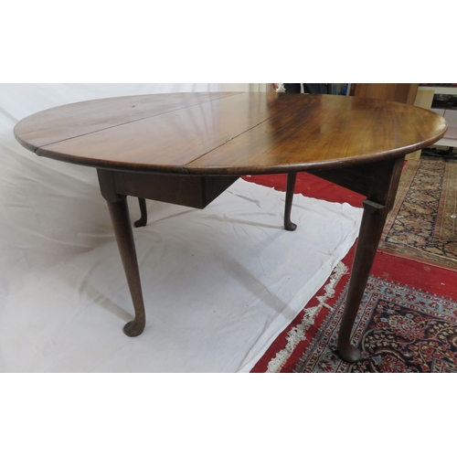 180 - Victorian mahogany hunting or wake table with D-shaped drop leaves, gateleg support, on cabriole leg... 