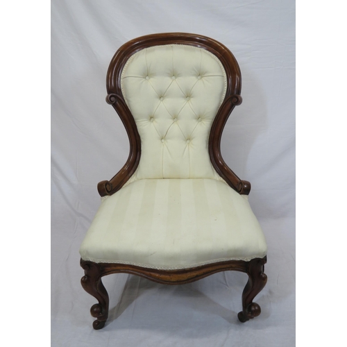 325 - Victorian ladies spoonback chair with buttoned upholstery, serpentine fronted seat, on cabriole legs