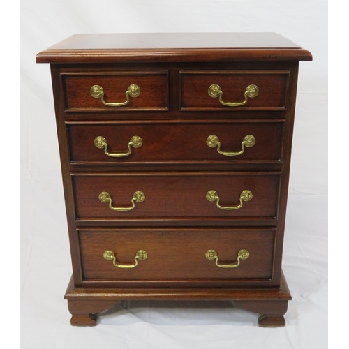 44 - Edwardian style small chest of two short & three long drawers with brass drop handles, on bracket fe... 