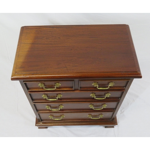 44 - Edwardian style small chest of two short & three long drawers with brass drop handles, on bracket fe... 