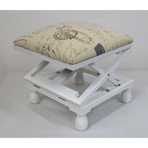 62 - Bench style upholstered footstool with lift-up top, on bun feet