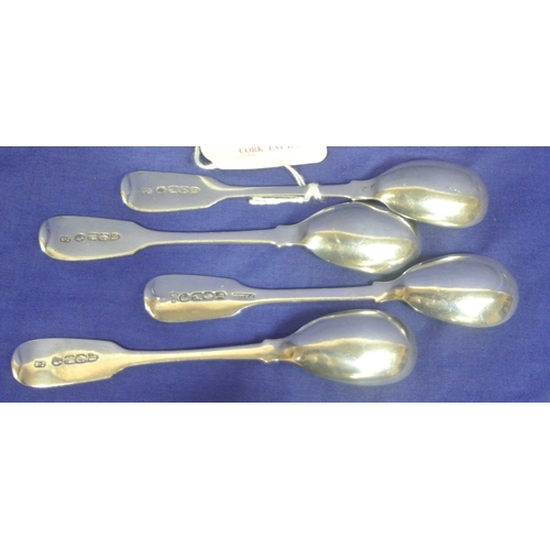 218 - Set of 3 Victorian Irish silver egg spoons by John Shiels, Dublin 1872 and one dated 1847 (4).63g/ 1... 