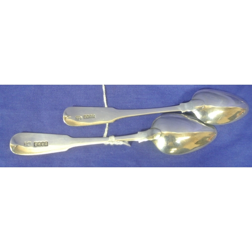 227 - Pair of Irish silver teaspoons with fiddle pattern handles,  by Richard Sawyer, Dublin 1811/12.  36g... 