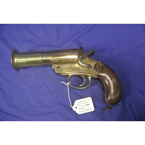 331 - Cogswell and Harrison WW1 Mark III Flare pistol Dated 1917, 1 inch bore, 6 inch brass barrel with 2 ... 