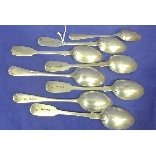 43 - Set of six assortted English silver teaspoons 180g