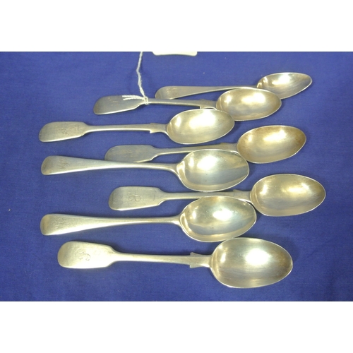 43 - Set of six assortted English silver teaspoons 180g