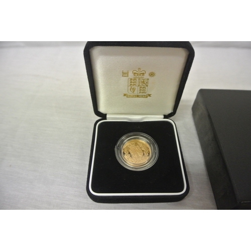 423 - United Kingdom Gold Proof Sovereign  2002  The Queens Golden Jubilee.