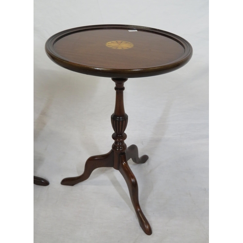 176 - Pair of mahogany round occasional or lamp tables with raised borders, shell inlay, vase turned colum... 