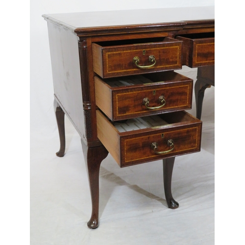 200 - Victorian inlaid mahogany kneehole desk with frieze drawer, six side drawers, brass drop handles, re... 