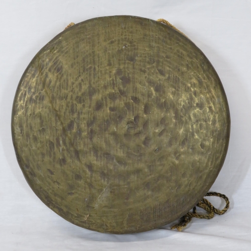 23 - Georgian style round brass gong