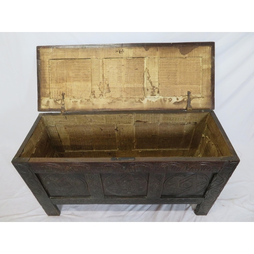 40 - Georgian oak coffer or blanket chest with lid, panelled sides with star decoration